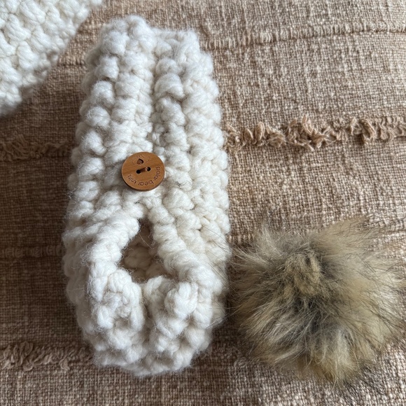 Hand knit Cozy Slippers w Poms - Picture 4 of 5